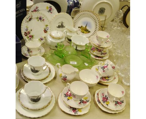 Chesterfield Interest  - a Royal Vale pattern tea service , for six;  a 19th century Art Nouveau continental part tea service