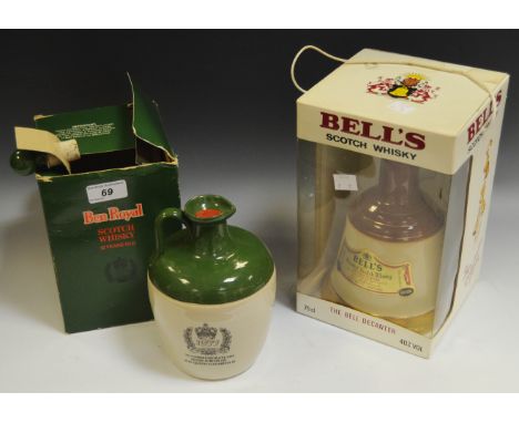 A Bell's Scotch Whisky decanter, boxed; another Ben Royal (2)