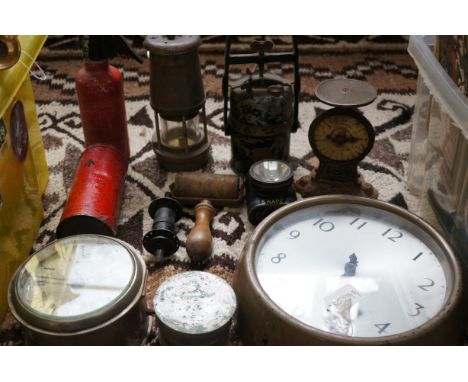 Minors lamp, pigeon clock & other collectables 