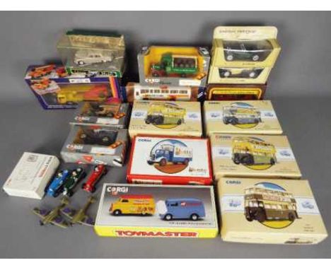 Siku, Corgi, Matchbox, Other - A collection of 19 predominately boxed diecast model vehicles in various scales. Lot includes 