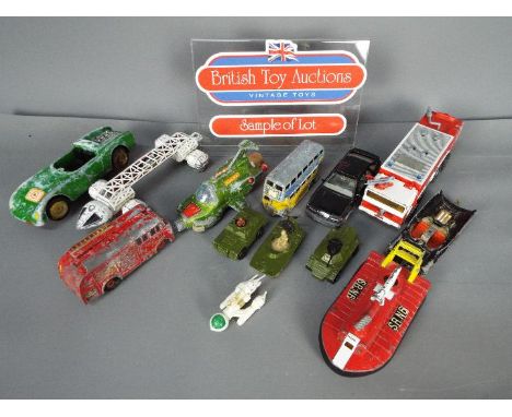 Matchbox, Dinky Toys, Corgi, Siku, Others - A large quantity of unboxed diecast model cars in various scales. Lot includes Di