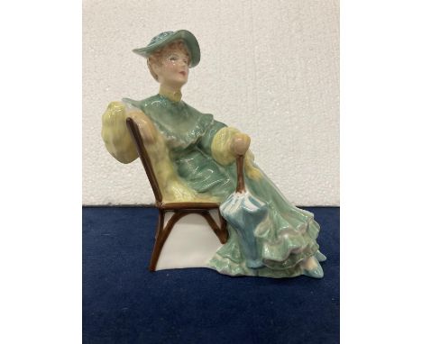 A VINTAGE ROYAL DOULTON FIGURINE HN 2356 "ASCOT" - 16CM (H) 