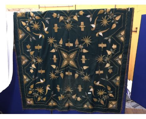 A VINTAGE GILT HAND EMBROIDERED THROW WITH BIRDS AND BEES DESIGN 180CM X 180CM 