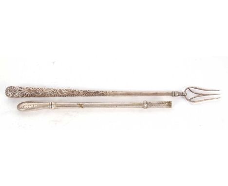 Mixed Lot: A late Victorian silver three prong toasting fork having a tapering cylindrical handle, the screw off top section 