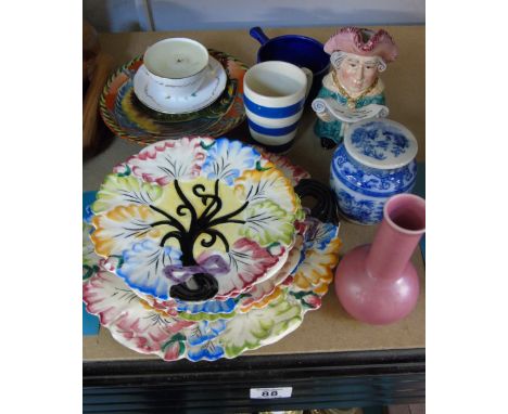 MIXED CHINA ITEMS INCLUDING ITALIAN AND POOLE