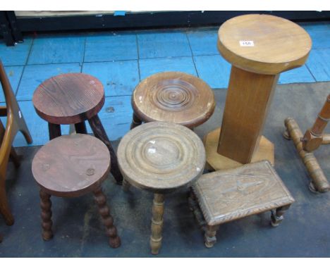 COLLECTION OF VINTAGE STOOLS AND OAK PLANT STAND