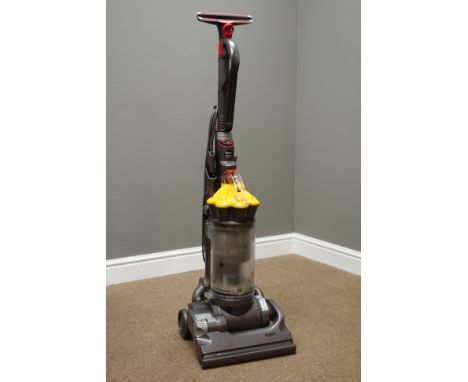 Dyson DC33 vacuum cleaner (This item is PAT tested - 5 day warranty from date of sale)
 Condition Report Click here for furth