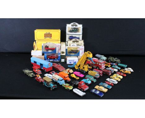 18 Boxed diecast models to include Atlas The Greatest Show on Earth, Lledo Days Gone etc plus a quantity of mid 20th C onward