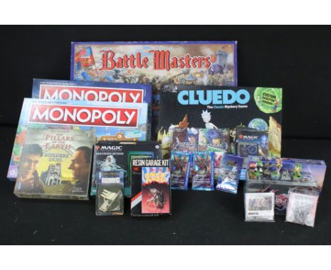 Collection of boxed card and board games and metal War Gaming figures to include carded Lord of the Rings Citadel figure, 2 x