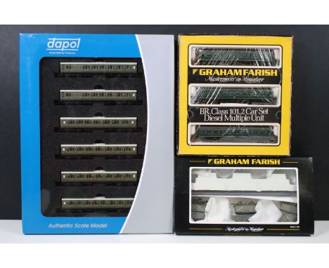 Boxed Graham Farish N gauge 8133 2 Car 57 ft Diesel Motor Unit Class 101 DMBS Motorised &amp; DTC BR green set plus 2 x rolli