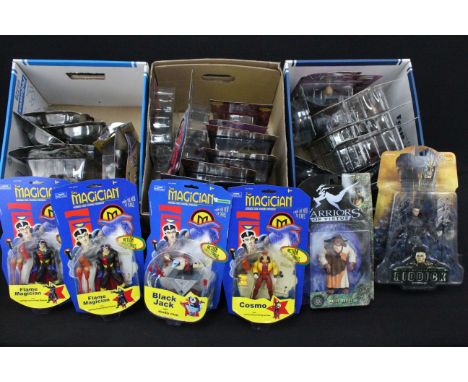 33 Carded figures from the 90s onwards to include 4 x GP Toys The Magician, 3 x Bluebird Warriors of Virtue, 4 x McFarlane Da