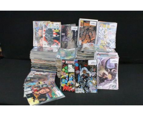 Comics –  Over 500 Modern Age – Bronze Age comics featuring DC, Vertigo, Dark Horse, Marvel, Image etc to include Star Trek, 