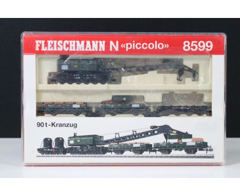 Boxed / cased Fleischmann Piccolo N gauge 8599 90t Kranzug set, complete