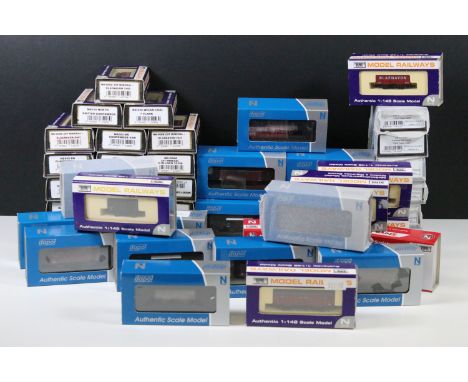 44 Boxed / cased Dapol N gauge items of rolling stock to include 2F-038-006 BR 20T Steel Mineral weathered, 2F-031-025 6 Whee
