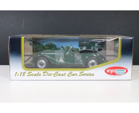 Boxed Kyosho 1/18 Morgan 4/4 Series II (Green) No. 08111G, diecast ex, box vg