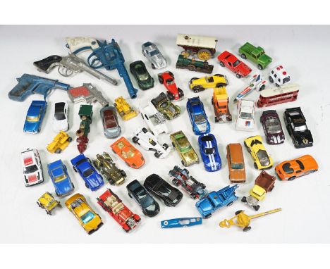 Collection of diecast models to include Corgi, Matchbox etc plus 4 x toy guns featuring 3 x Lone Star to include Special Agen