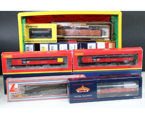 25 Boxed OO gauge items of rolling stock to include 16 x Bachmann, 7 x Hornby, 1 x Lima, 1 x Flangeway and 1 x Palitoy Mainli