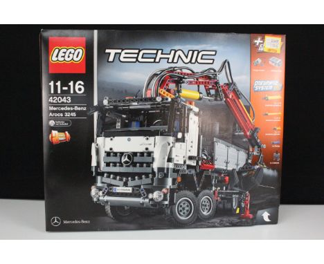 Lego - Boxed Lego Technic 42043 Mercedes-Benz Arocs 3245, previously built appearing complete but unchecked