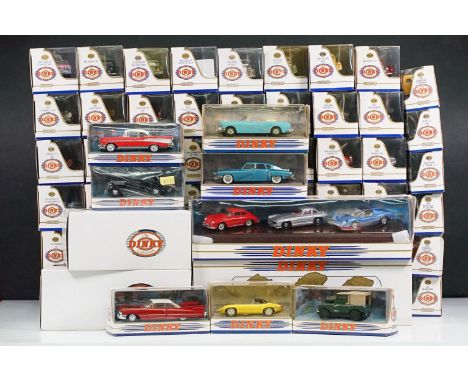61 Boxed Matchbox The Dinky Collection diecast models plus boxed Dinky Collection Classic Sports Car Series 1, boxed Classic 