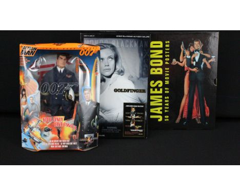 Boxed Sideshow Collectibles James Bond 007 Goldfinger Honor Blackman as Pussy Galore 12" figure (complete and ex) plus a boxe
