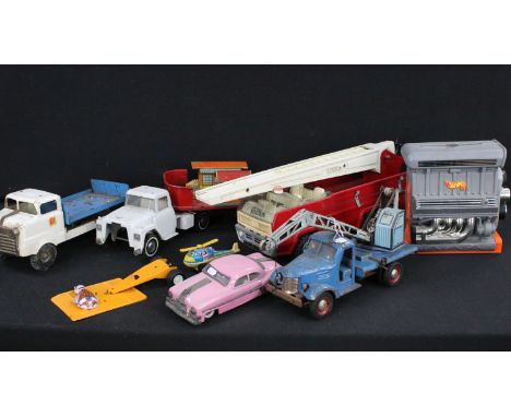 Collection of mixed tinplate to include Triang truck, ERTL low loader truck, Tonka fire truck, etc