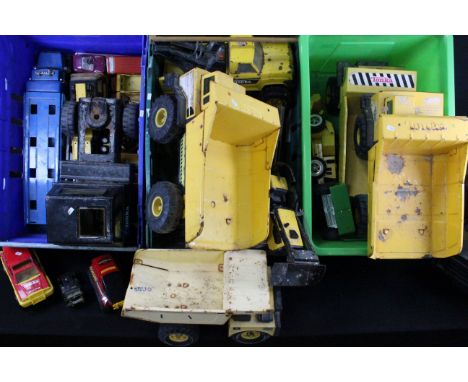 Collection of diecast and metal models to include Tonka, Matchbox tipper lorries, car transporters, etc, plus 2 x large car t