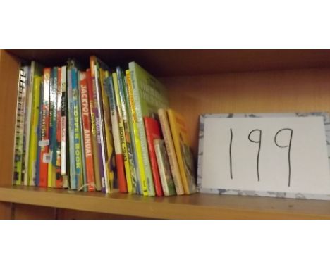 PART SHELF OF CHILDREN'S ANNUALS