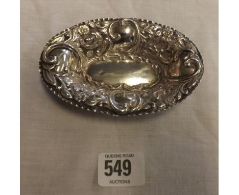 A LATE VICTORIAN SILVER OVAL DISH - B'HAM 1900