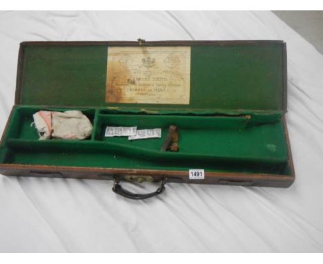 A vintage Charles Smith of Newark gun case.&nbsp;COLLECT ONLY
