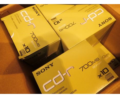 Eight boxes of new 700mb Sony 80 minute CD-R discs ( ten per box ) and part box of seven ( approximately 87 discs in total )