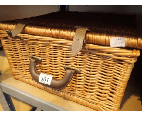 Picnic hamper with Burleigh ware contents