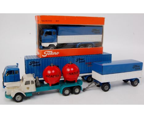 Tekno Boxed and Unboxed Commercial Vehicle Group, 3 examples to include Tekno No.425 Volvo F89 Truck finished in blue and whi