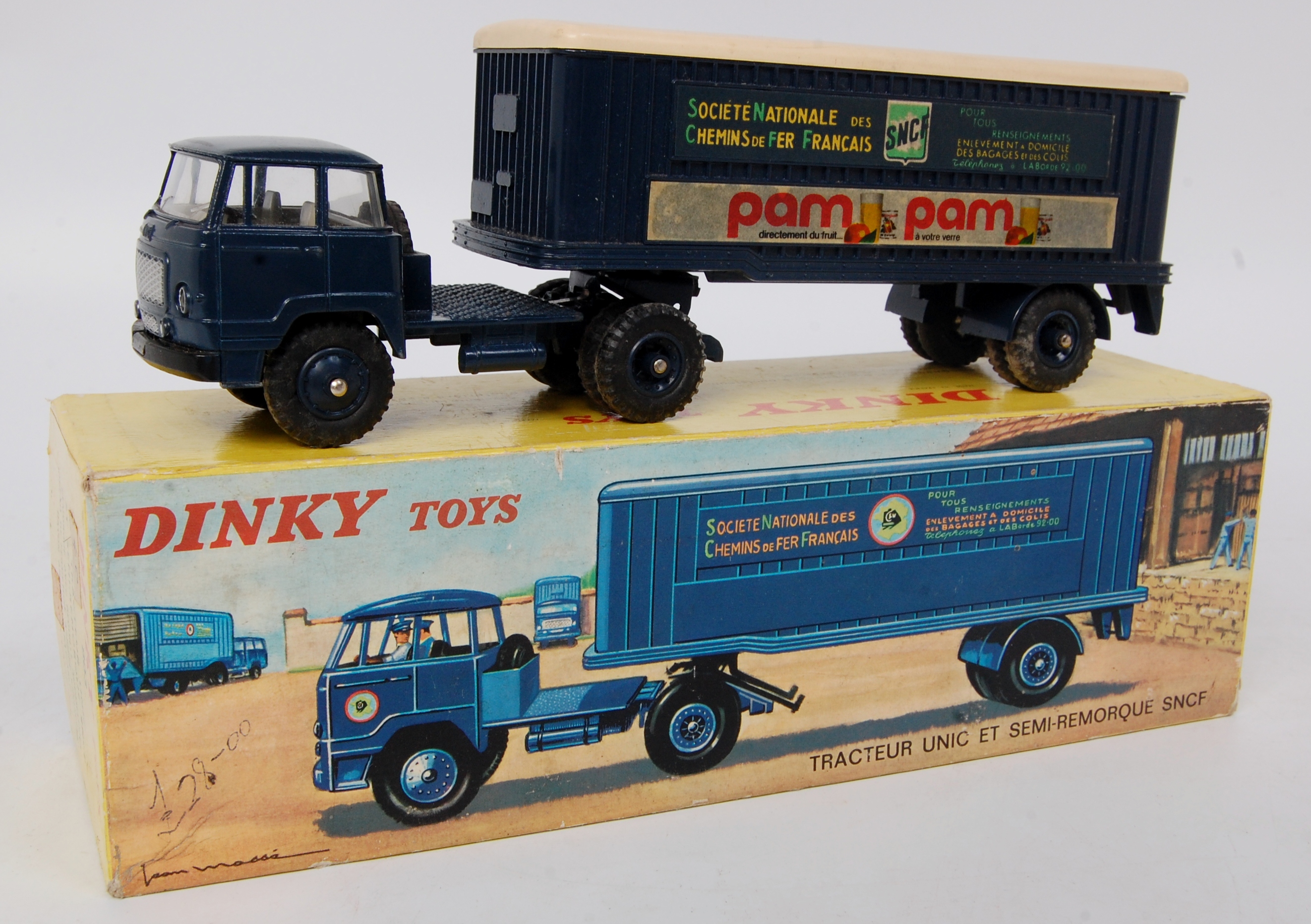 French Dinky No 803 Unic Articulated Lorry Sncf Dark Blue Cab And Trailer With Plastic Hubs C