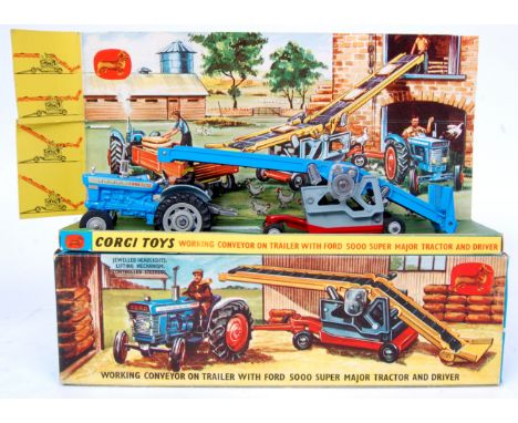 Corgi, Gift Set 47, working conveyor on trailer with Ford 5000 Super Major tractor and driver, missing plastic sacks, all on 