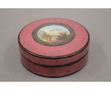 An 18th century circular snuff box, lid inset with a miniature. 7.5 cm diameter.