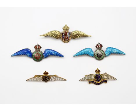 A good selection of WW1 / WW2 era Royal Flying Corps and Royal Air Force sweetheart brooches. To include: 2 x fine quality si