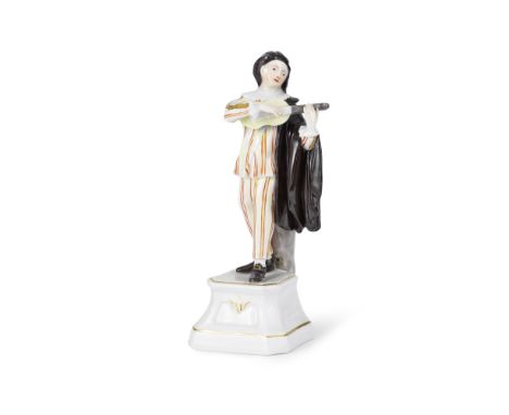 Statuette en porcelaine de Höchst représentant Bagolin, circa 1752A Höchst figure of Bagolin from the Commedia dell'Arte, cir
