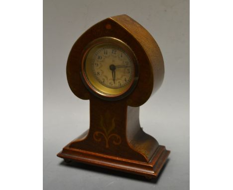 An Edwardian mahogany inlaid spade shaped mantle clock