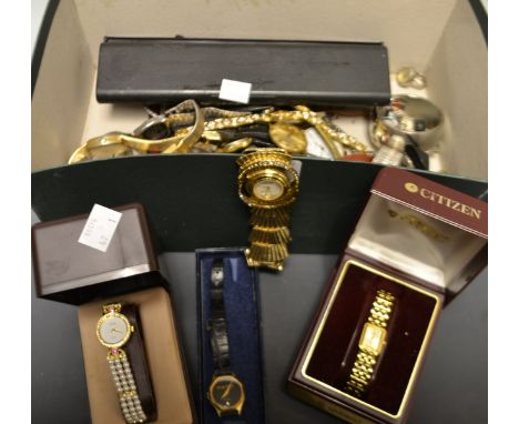 Watches - a 9ct gold cased lady's wristwatch; another Avia; others base metal including Timex. Seconda, lorus, Vitessa, Citiz