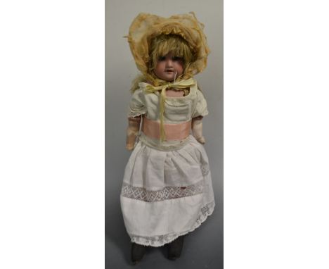 A German bisque head doll, market 370 A410M