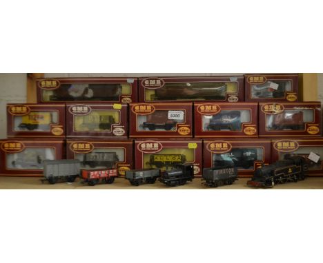Model Railway - Airfix GMR OO gauge, 12t vent van,Huntley and Palmers Ginger Nuts; another advertising, Persil, Nestle, BP Pe