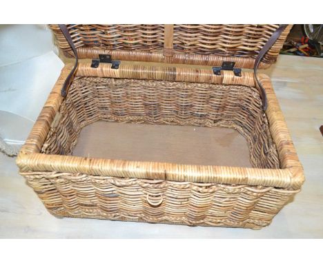 Picnic hamper