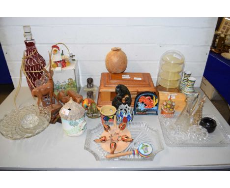 LARGE MIXED LOT: VARIOUS ORNAMENTS, TABLE LAMP BASE, HARDWOOD JEWELLERY BOX, DRESSING TABLE ITEMS ETC