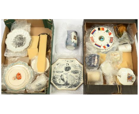 Quantity of Military-Themed Collector Plates & Jugs.  Most appear to be First World War & Boer War.  Conditions generally app