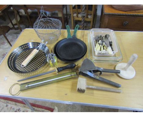 Mixed Kitchenalia including cast iron pans and brass thermometer etc&nbsp;