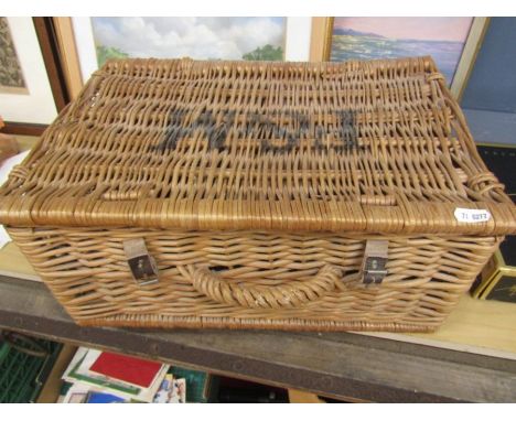 F&amp;M hamper basket 32x45cm