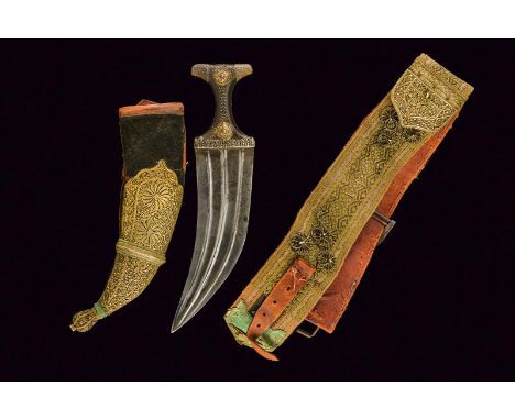 dating: Late 19th Century provenance: Yemen, Large, curved, double-edged blade with triple raiser on both facets. Horn grip w