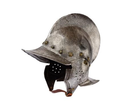 dating: 1560-80 provenance: Italy, In iron, the skull in one piece with medium-high comb and twisted border, sharpened brim a