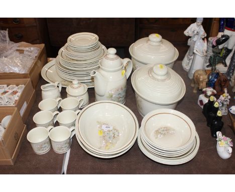 A Royal Doulton Lambethware 'Florinda' pattern tea and dinner service 