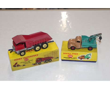 Two Dinky Supertoys, breakdown lorry No.430 and Foden dump truck No.959